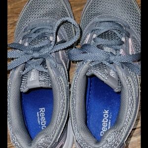 Reebok womens running shoes sz.7